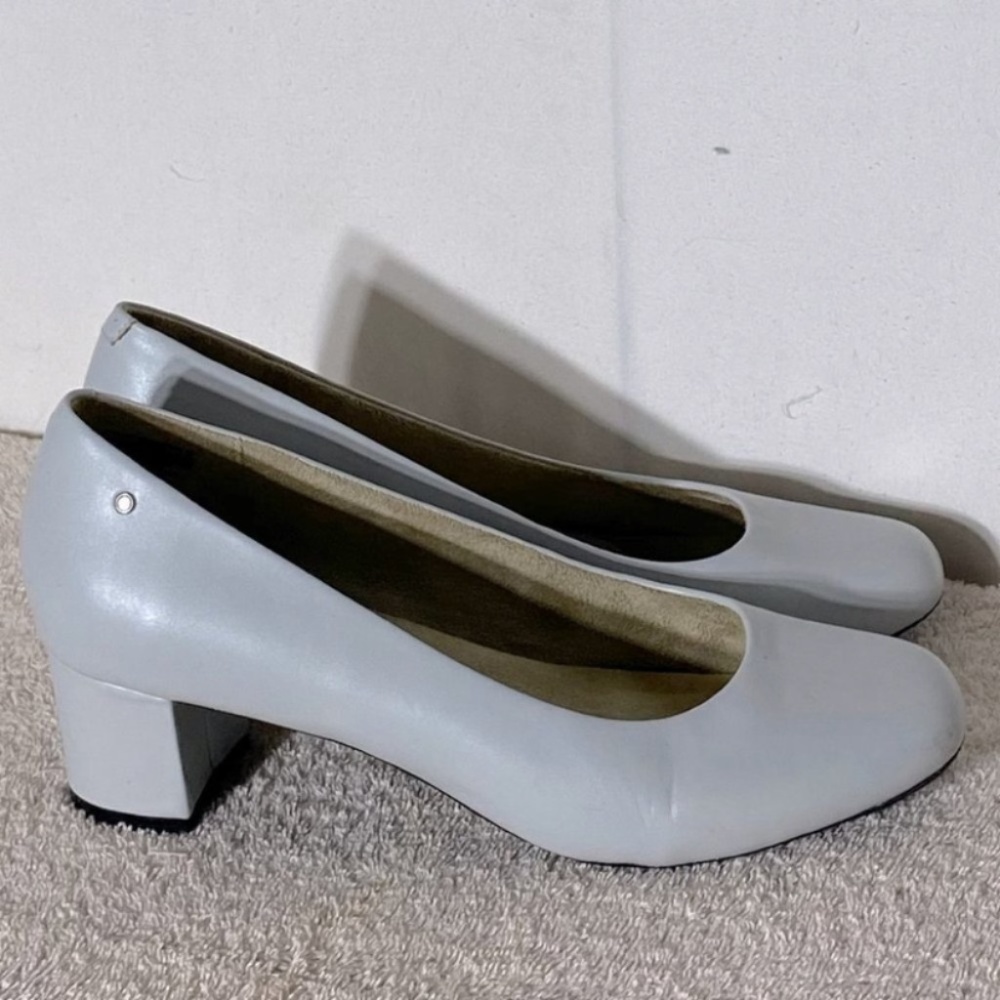 Rockport AdiPrene By Adidas Light Grey Block Heel Round Toe Pumps 9